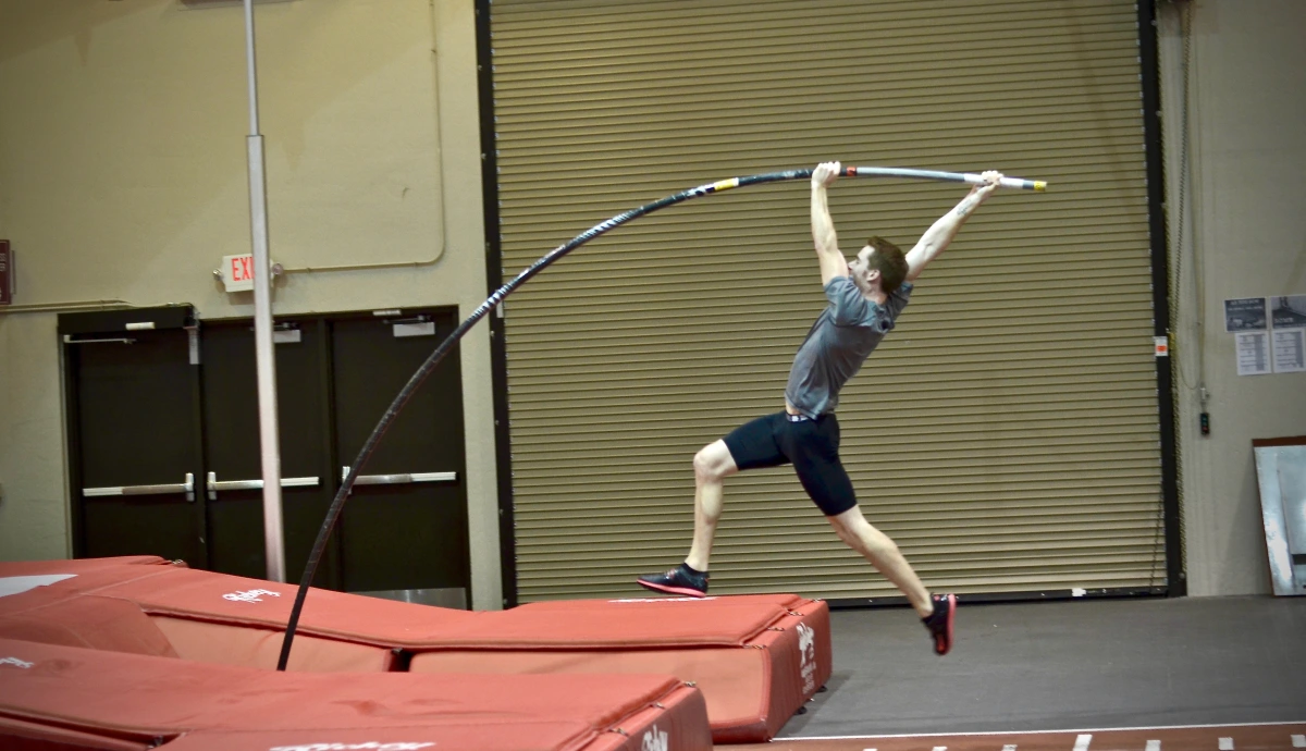 Positions in the Pole Vault: Keeping Energy in Your Vault